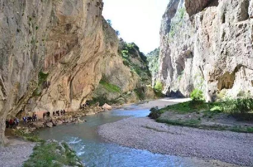 Adana'nın eşsiz güzelliği Kapıkaya Kanyonu doğaseverleri bekliyor