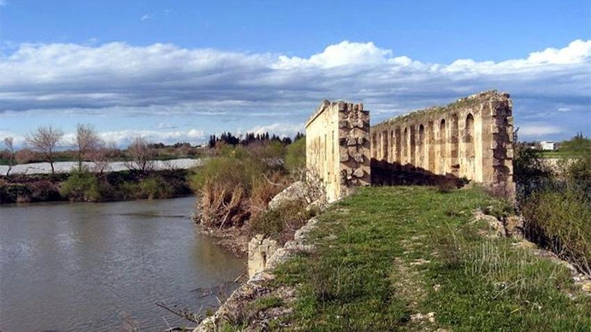 Roma döneminde yapılan ve 1960'lı yıllara kadar kullanılan Akdeğirmen keşfedilmeyi bekliyor