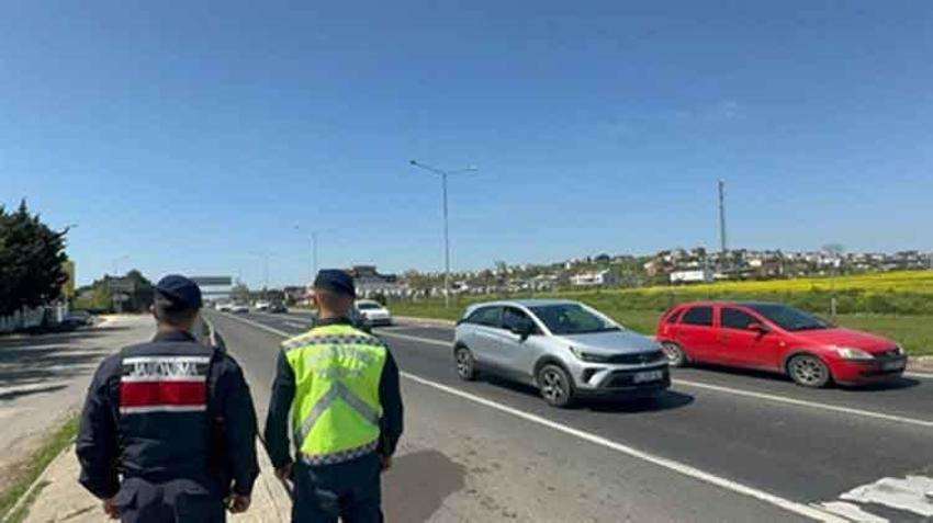 Bayram dönüşü başladı! Tekirdağ'dan İstanbul yönüne trafik yoğunluğu