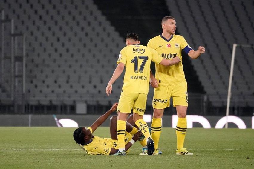 Fatih Karagümrük – Fenerbahçe maçında 3 gol ve 2 kırmızı vardı