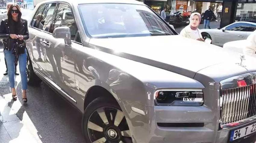 Aslıhan Doğan Turan Rolls - Royce ile bayram gezmesinde