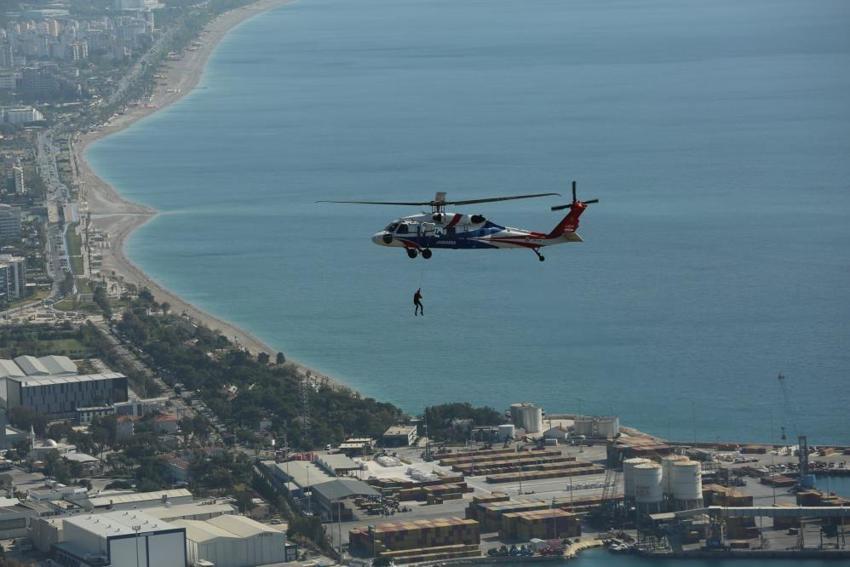 Teleferik'te korku dolu anları kayıt altına alan anne- kız konuştu