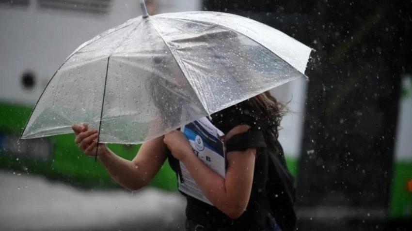 Nisan yağmuru İstanbul'da başladı! Meteoroloji: Yağmur Çarşamba başlayacak, 4 gün sürecek! 9 derece aşağı düşüyor