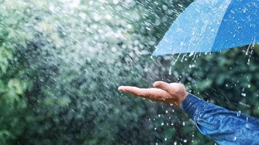 Nisan yağmuru İstanbul'da başladı! Meteoroloji: Yağmur Çarşamba başlayacak, 4 gün sürecek! 9 derece aşağı düşüyor