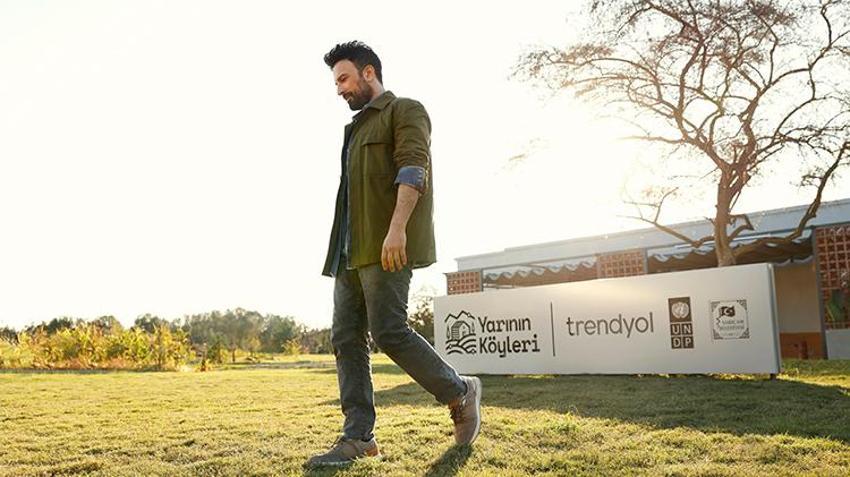 Tarkan, ‘Yarının Köyleri’ projesi için Adana'da