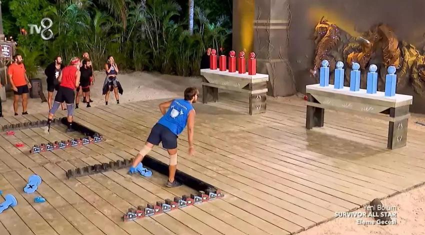 Survivor'da birleşme öncesi şok veda: Final düellosunda kaybetti, adaya veda etti