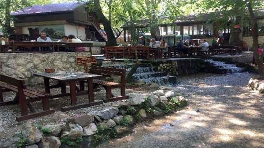 Adana'da cennetten bir köşe! Doğa ile iç içe zaman geçireceğiniz Dağılcak Mesire Alanı görülmeye değer