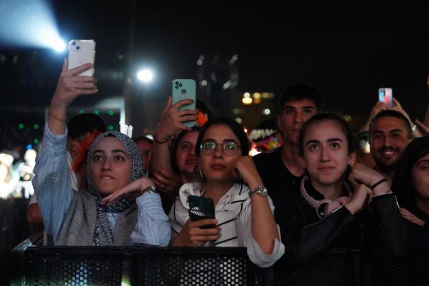Portakal Çiçeği Karnavalı'nda Ferhat Göçer rüzgarı esecek