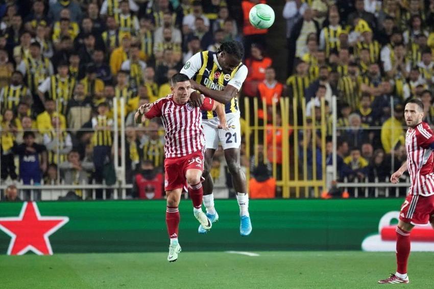 Cengiz Ünder ayağının ayarı yok! Artık istenmeyen adam, 15 milyon euro çöp oldu