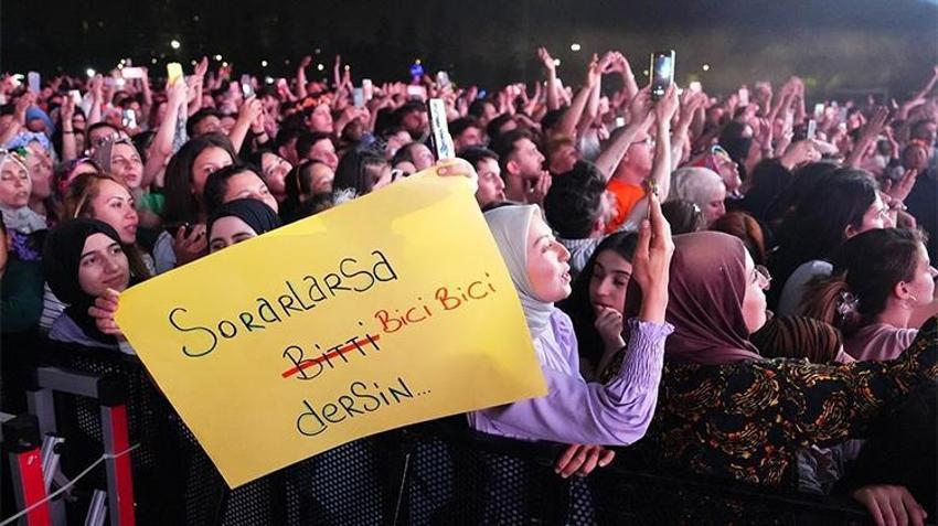 Portakal Çiçeği Karnavalı'nda 6. gün geride kaldı! Ziyaretçiler akın ediyor