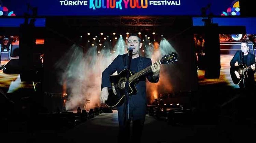 Portakal Çiçeği Karnavalı'nda 6. gün geride kaldı! Ziyaretçiler akın ediyor