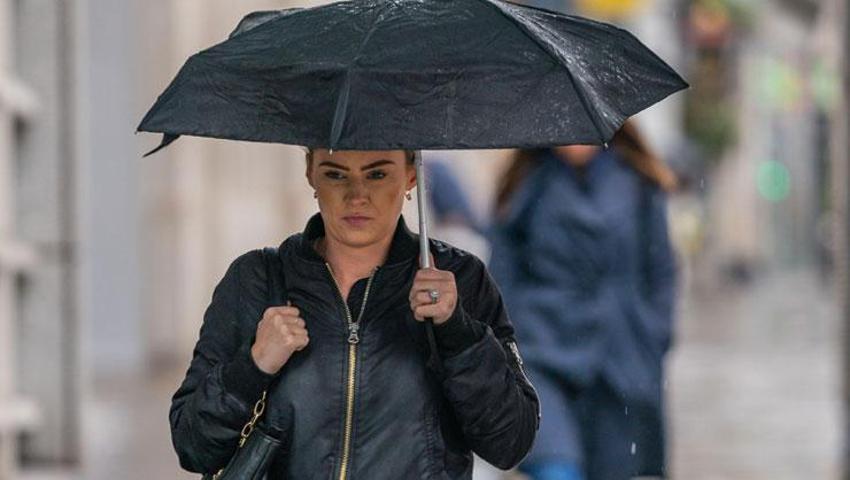 Kuvvetli yağış ve gök gürültülü sağanak! Meteoroloji ve AKOM saat vererek 45 şehri uyardı