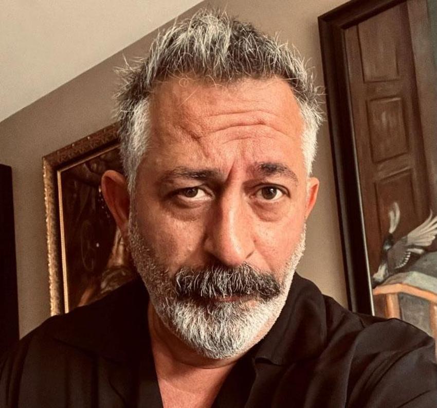 Serenay Sarıkaya’dan misilleme! Cem Yılmaz dekolteli elbisesine gönderme yapmıştı