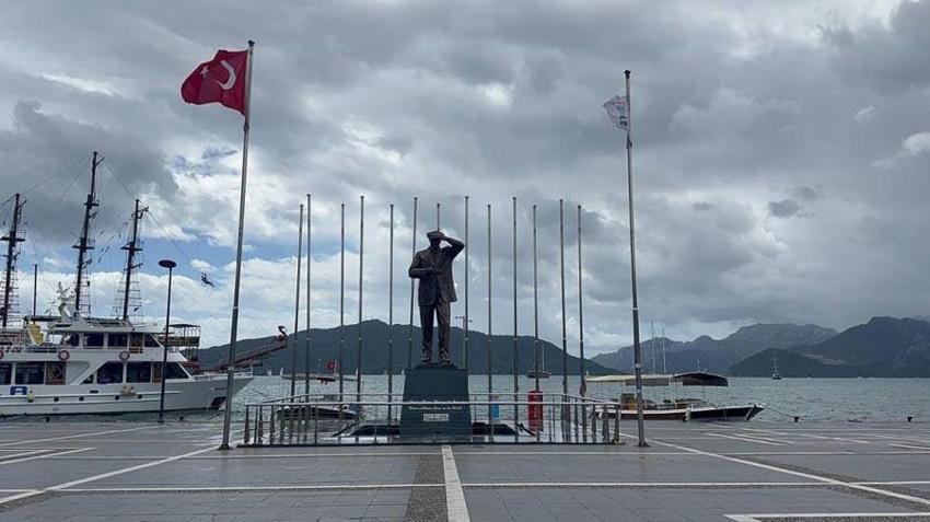 Meteoroloji'den peş peşe uyarılar geldi: Kuvvetli fırtına ve gök gürültülü sağanak yağış!
