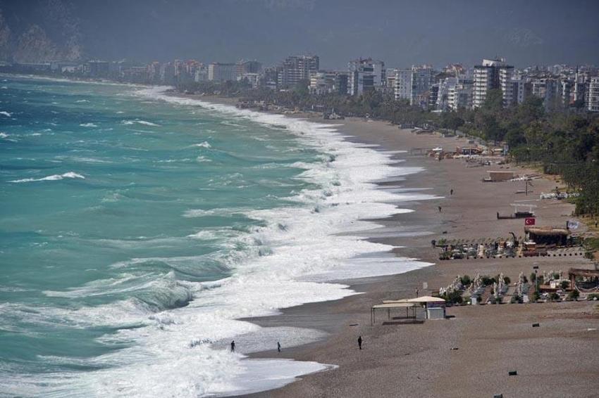 Meteoroloji'den peş peşe uyarılar geldi: Kuvvetli fırtına ve gök gürültülü sağanak yağış!