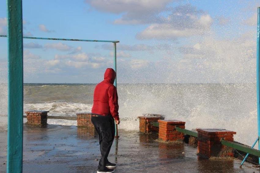 Meteoroloji'den peş peşe uyarılar geldi: Kuvvetli fırtına ve gök gürültülü sağanak yağış!