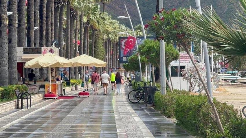 Meteoroloji'den peş peşe uyarılar geldi: Kuvvetli fırtına ve gök gürültülü sağanak yağış!