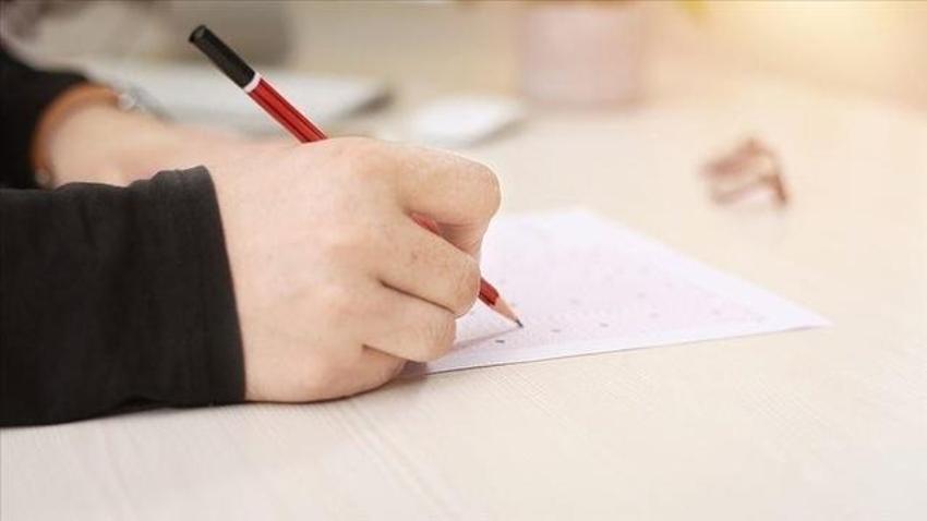 Bursluluk sınavı saat kaçta başlıyor, kaçta bitiyor? İOKBS bursluluk sınavı kaç dakika sürüyor?