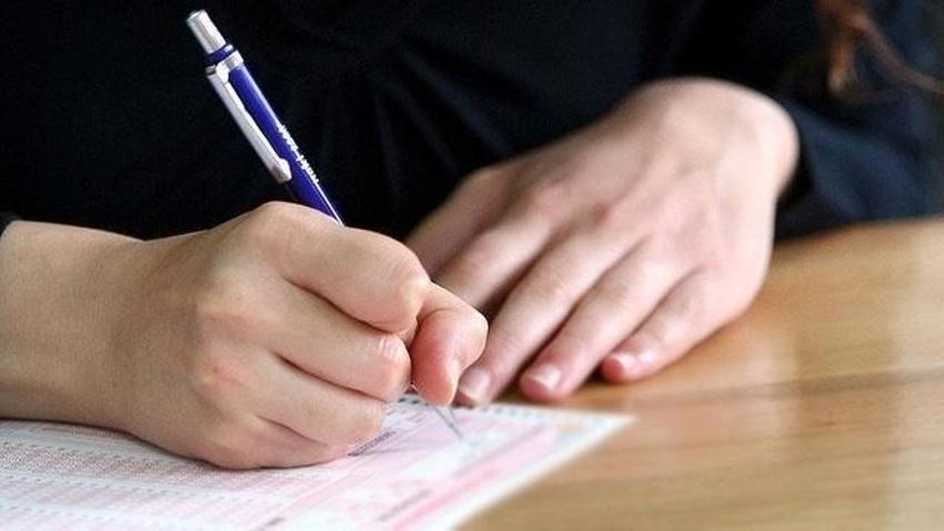 Bursluluk sınavı saat kaçta başlıyor, kaçta bitiyor? İOKBS bursluluk sınavı kaç dakika sürüyor?