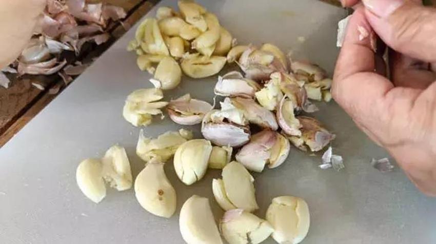 Uçuk geçiren doğal yöntemde süre sadece 10 dakika - Virüs, bakteri ve mantarı yakıp kavuruyor