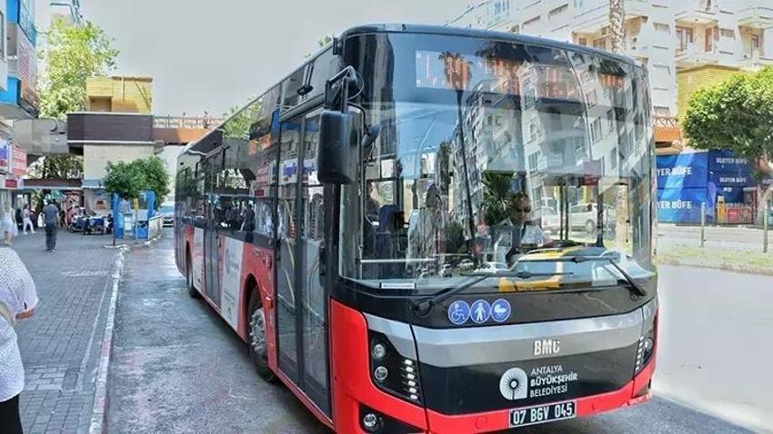 OTOBÜS, METRO, METROBÜS yarın ücretsiz mi? 23 Nisan İETT bedava mı? Salı günü toplu taşıma ücretsiz mi oldu?
