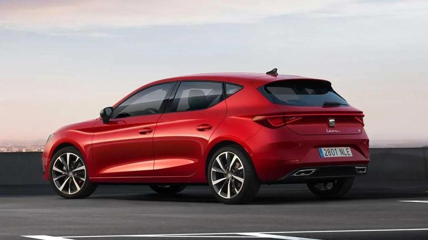 Seat Leon fiyat listesi her şeyden vazgeçirdi - Volkswagen Golf isteyenler bile gördüklerine inanamıyor