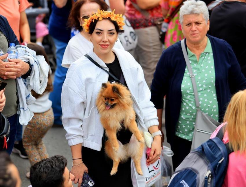 Adana Portakal Çiçeği Karnavalı kendi rekorunu kırdı! Türkiye'de bir ilk gerçekleşti! Giden bir daha gitmek istiyor