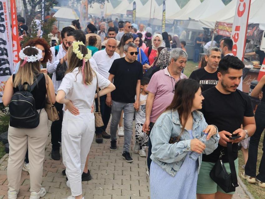 Adana Portakal Çiçeği Karnavalı kendi rekorunu kırdı! Türkiye'de bir ilk gerçekleşti! Giden bir daha gitmek istiyor