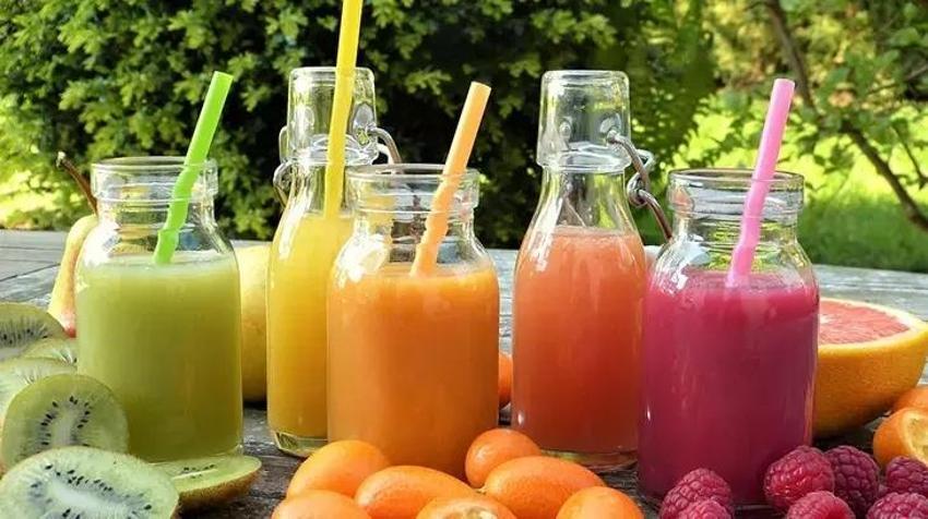 Dökülen saçlara, uykusuz gözlere 1 günde müdahale ediyor - Bardak bardak içince faydası artıyor
