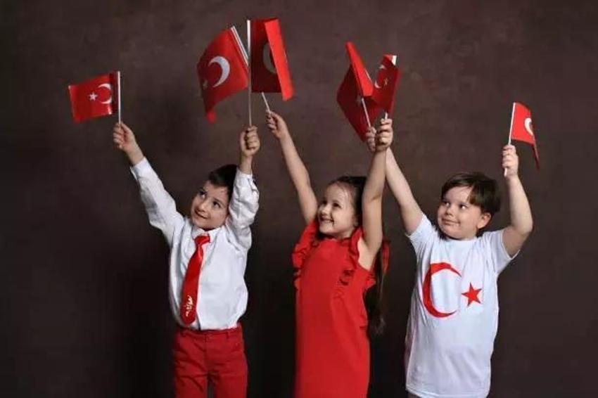 Google 23 Nisan'ı doodle yaptı! Ulusal Egemenlik ve Çocuk Bayramı doodle oldu