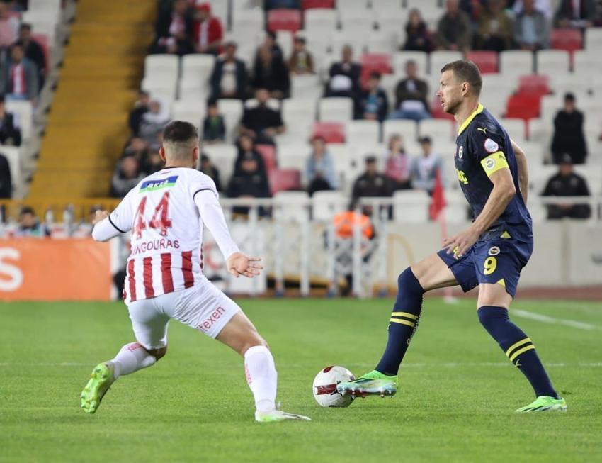Fenerbahçe'nin şampiyonluğu gitti! İsmail Kartal veda ediyor: Yazık, iflas etti