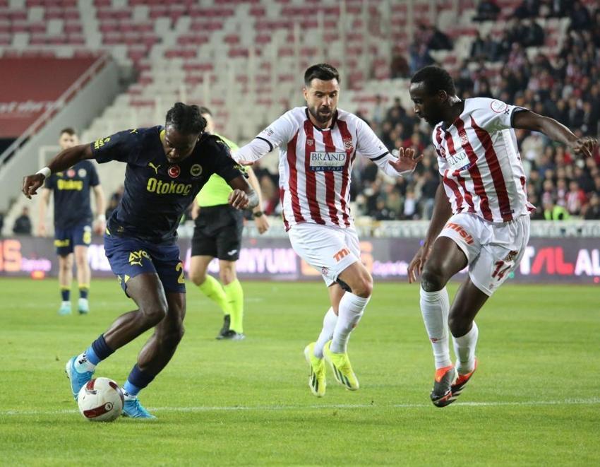 Fenerbahçe'nin şampiyonluğu gitti! İsmail Kartal veda ediyor: Yazık, iflas etti