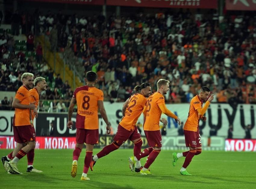Fenerbahçe'de şampiyonluk hesapları yeniden yapılıyor! İşte kalan maçlar, puan durumu ve tüm ihtimaller