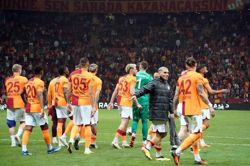 Fenerbahçe'de şampiyonluk hesapları yeniden yapılıyor! İşte kalan maçlar, puan durumu ve tüm ihtimaller