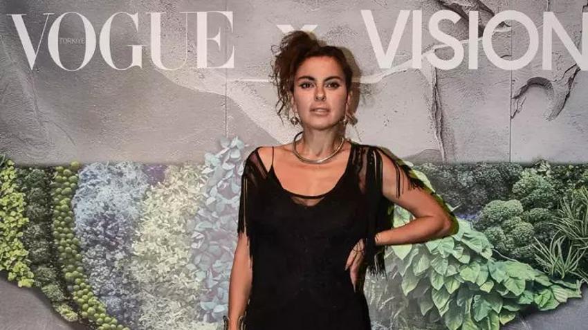 Sanatçı Aida Mahmudova’nın kişisel sergisi ‘Bir Rüya Açılır’ sanatseverlerle buluştu