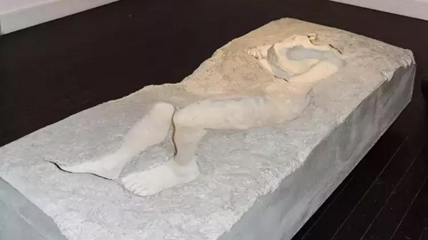 Sanatçı Aida Mahmudova’nın kişisel sergisi ‘Bir Rüya Açılır’ sanatseverlerle buluştu