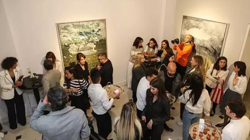 Sanatçı Aida Mahmudova’nın kişisel sergisi ‘Bir Rüya Açılır’ sanatseverlerle buluştu