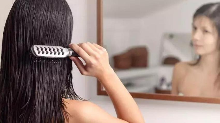 Her bir saç telini halat gibi sağlam yapıyor - 1 saat saç köklerinde bekletin: 15 günde kafadaki saçları çoğaltıyor