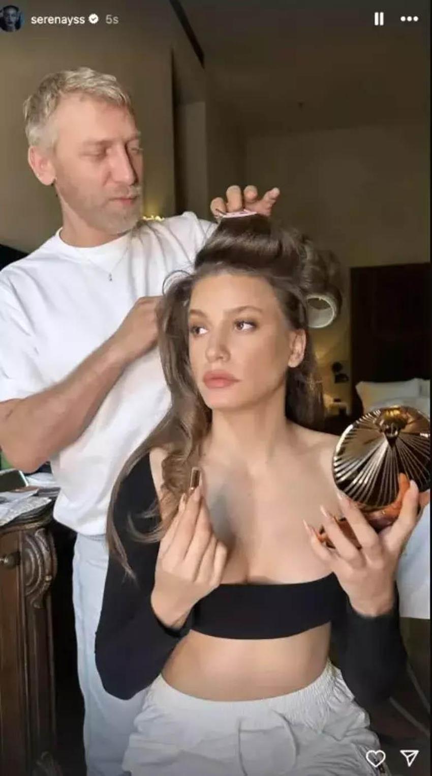 Cem Yılmaz’la göndermesi çok konuşulmuştu! Mert Demir ile aşk yaşayan Serenay Sarıkaya’dan kulis pozu geldi!
