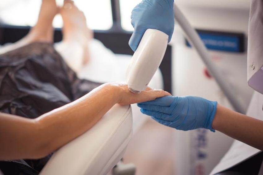 Kanser habercisi olabilir! Lazer uygulaması yaptırırken bu detaya dikkat