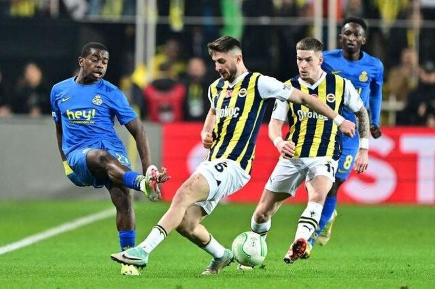 Fenerbahçe - Beşiktaş maçı saat kaçta hangi kanalda?
