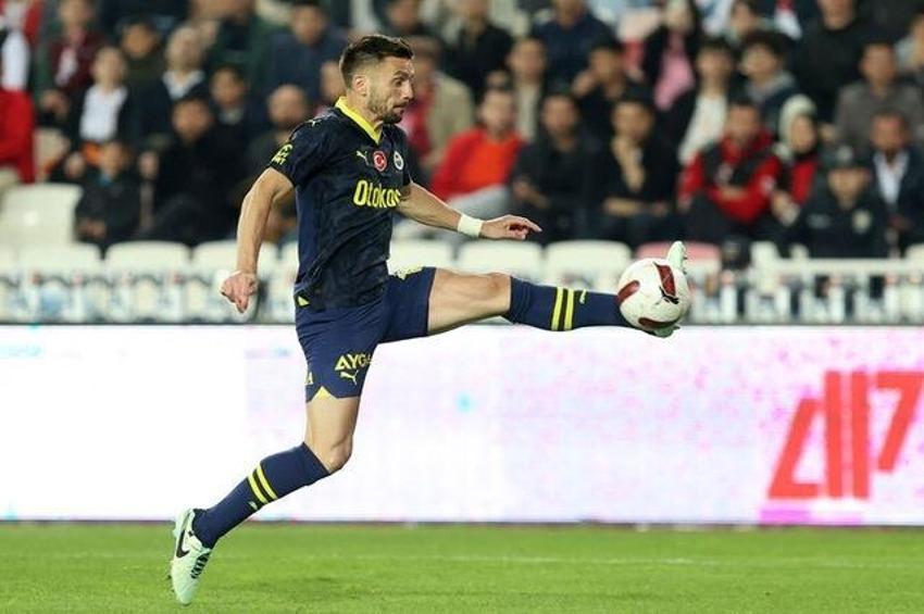 Fenerbahçe - Beşiktaş maçı saat kaçta hangi kanalda?