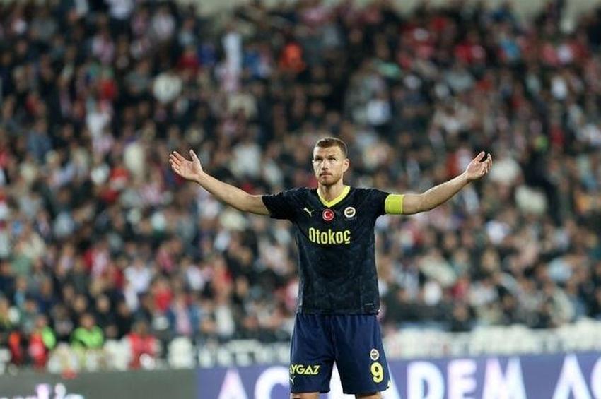 Fenerbahçe - Beşiktaş maçı saat kaçta hangi kanalda?