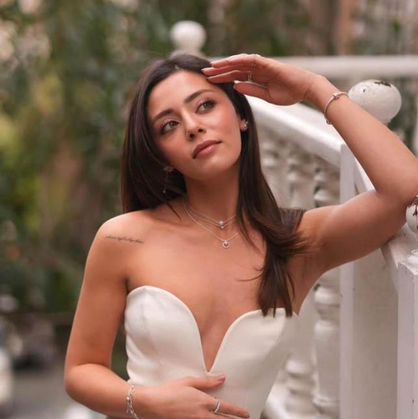 Sıla Türkoğlu'ndan 'estetik' sorularına yanıt! 'Fotoğraflar çıkınca biraz düşündüm'