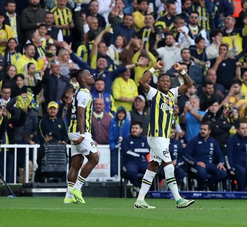 Fenerbahçe Beşiktaş derbisi 3 gol ve kırmızı kart vardı! 2-1
