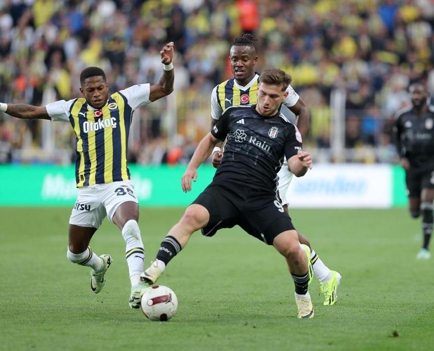 Fenerbahçe Beşiktaş derbisi 3 gol ve kırmızı kart vardı! 2-1