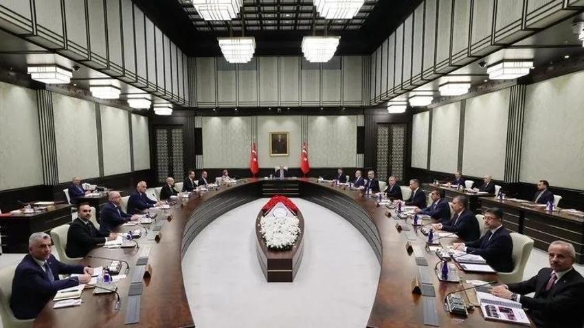 Kabine toplantısı bugün var mı, olacak mı? Gözler öğretmen atamalarında! Kabine toplantısı saat kaçta başlayacak?