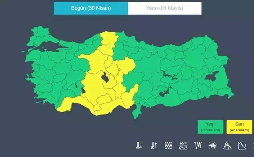 Meteoroloji'den uyarılar peş peşe geldi: İstanbul'a kuvvetli yağış geliyor: Saat verildi!