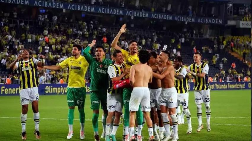 Altay Bayındır pes etti, Süper Lig'e geri dönüyor! Erden Timur bombayı patlattı
