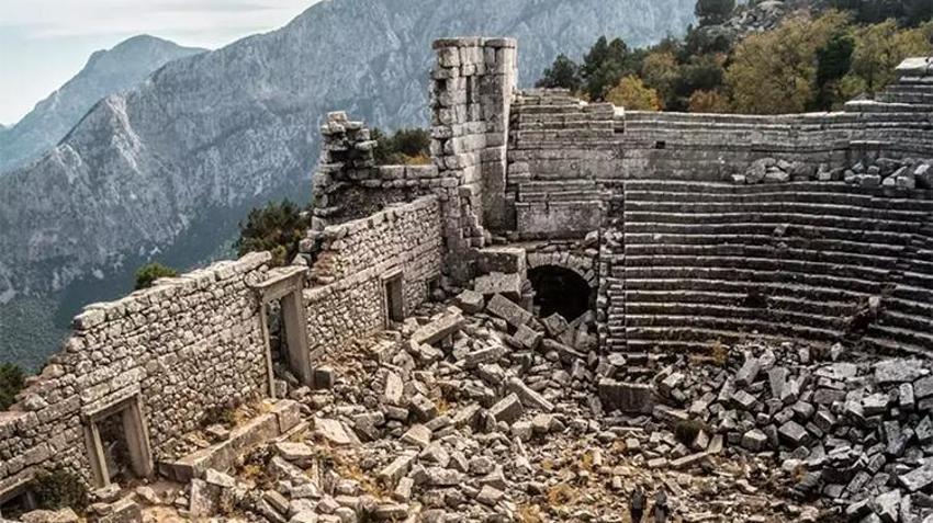 Adana'da Hitit kültürünün ayak izleri takip ediliyor: Anadolu'da ilk kurulan uygarlık Luviler gün yüzüne çıkarılıyor